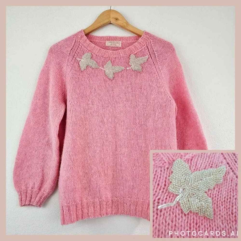 American VTG Womens Sz M Hand Knit Beaded Sweater Pullover Maple Leafs Holiday - Picture 1 of 12